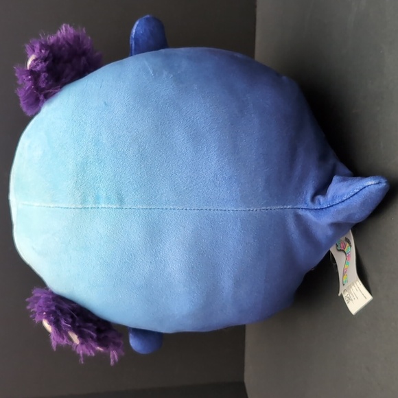 Squishmallows Original Miss Vi the Blue Axolotl Soft Plush Toy. - Picture 5 of 8